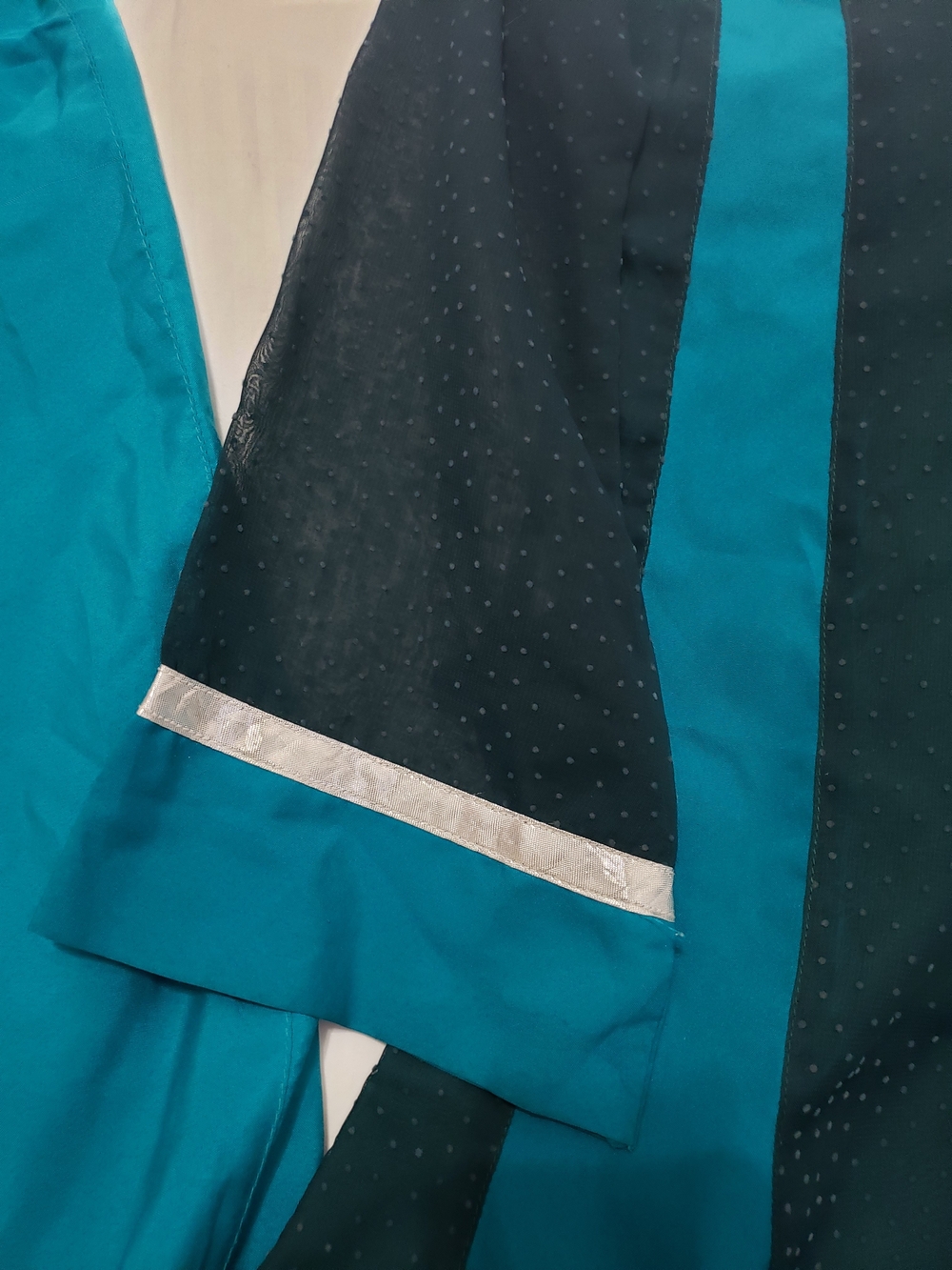 Kids Girls South Asian Teal Green Embroidered Kurti Tunic & Pants Set 2-Piece - Picture 2 of 5